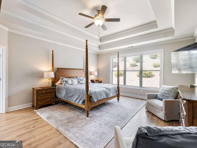 92 Hawthorn Way, Hoschton, GA 30548