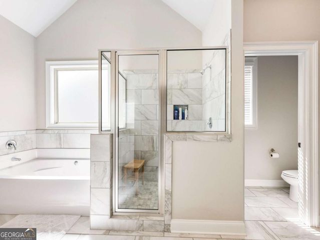 92 Hawthorn Way, Hoschton, GA 30548