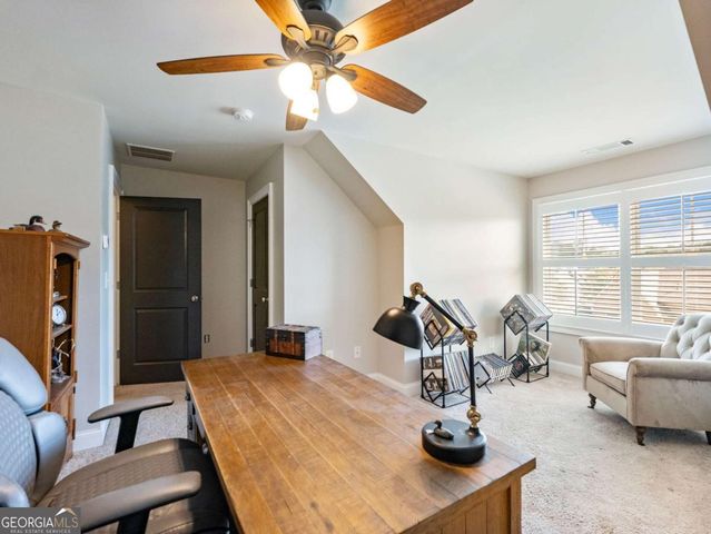 92 Hawthorn Way, Hoschton, GA 30548