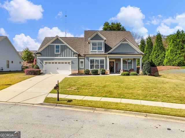 92 Hawthorn Way, Hoschton, GA 30548