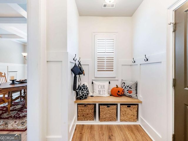 92 Hawthorn Way, Hoschton, GA 30548