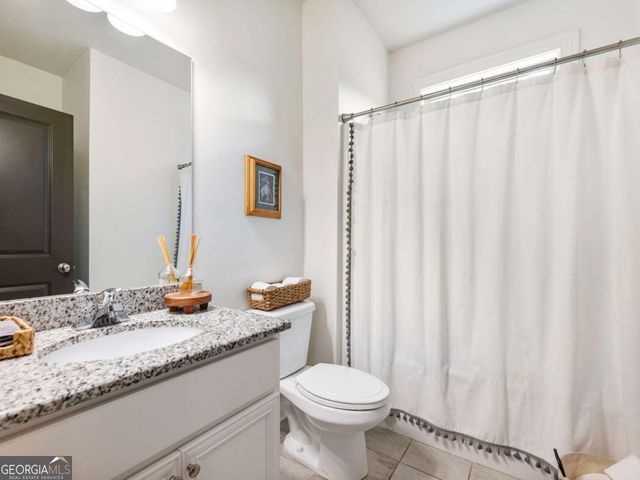 92 Hawthorn Way, Hoschton, GA 30548