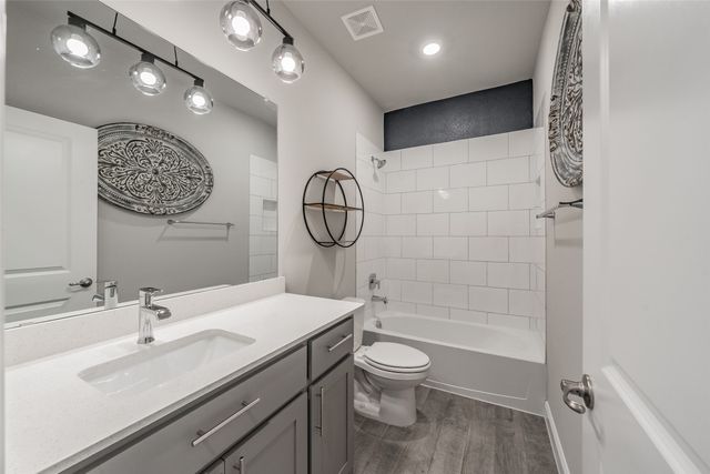 128 Windmill Drive, Rhome, TX 76078