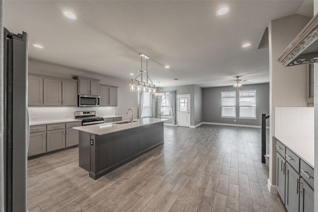 128 Windmill Drive, Rhome, TX 76078