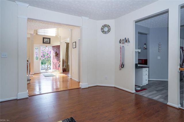 2781 Pleasant Acres DR, Virginia Beach, VA 23453