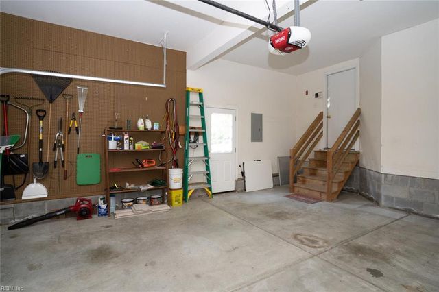 2781 Pleasant Acres DR, Virginia Beach, VA 23453