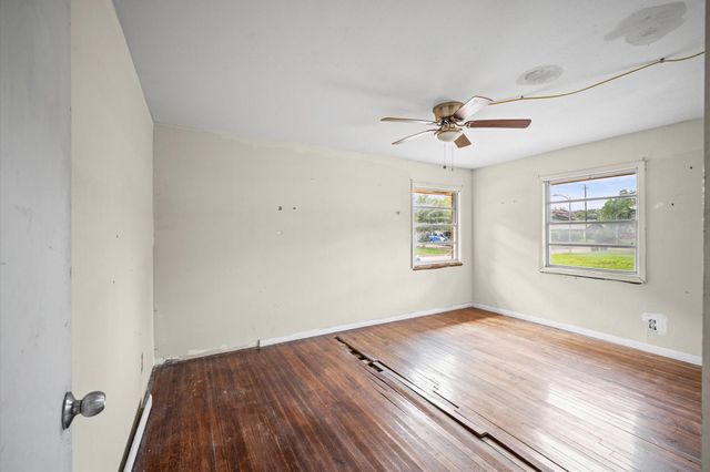 9011 Sandpiper Drive, Houston, TX 77074