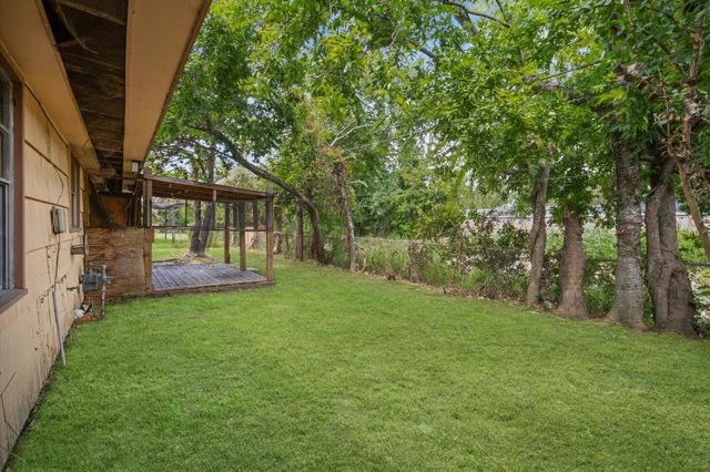 9011 Sandpiper Drive, Houston, TX 77074