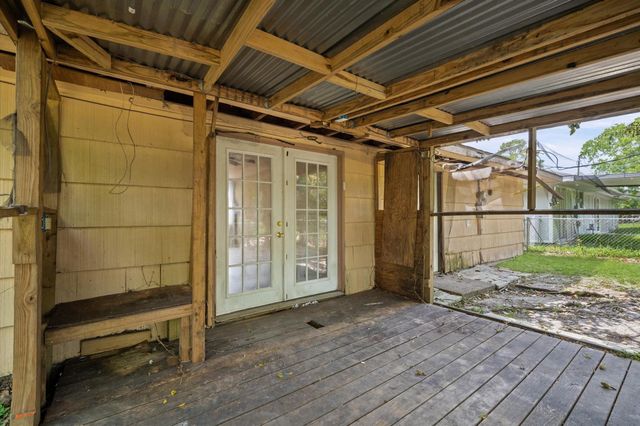 9011 Sandpiper Drive, Houston, TX 77074
