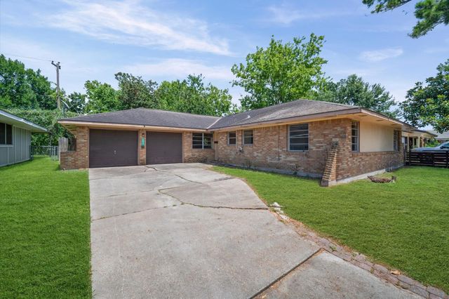 9011 Sandpiper Drive, Houston, TX 77074