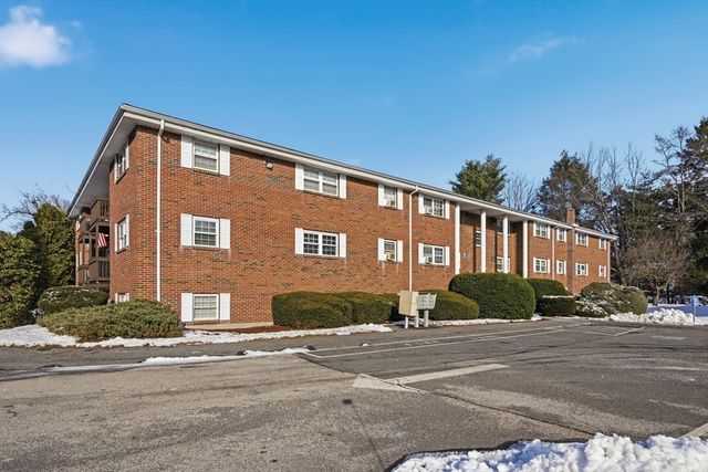 39 Pleasant Street 7, Northborough, MA 01532