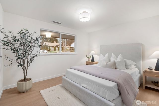 25618 29th Avenue S, Kent, WA 98032