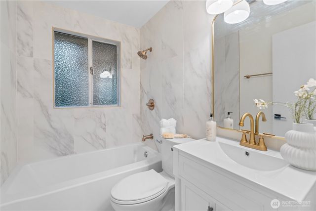 25618 29th Avenue S, Kent, WA 98032