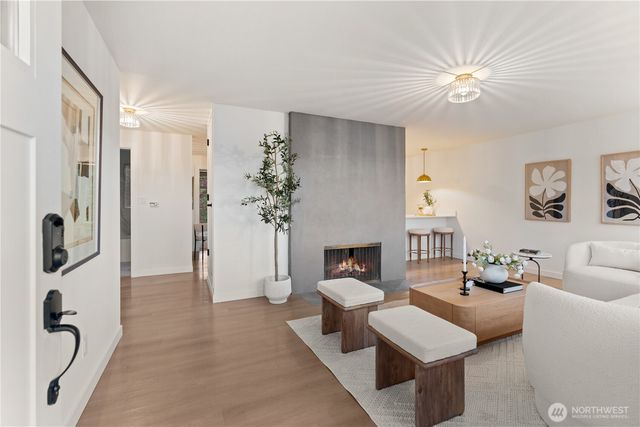 25618 29th Avenue S, Kent, WA 98032