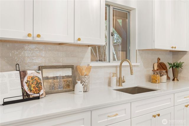 25618 29th Avenue S, Kent, WA 98032