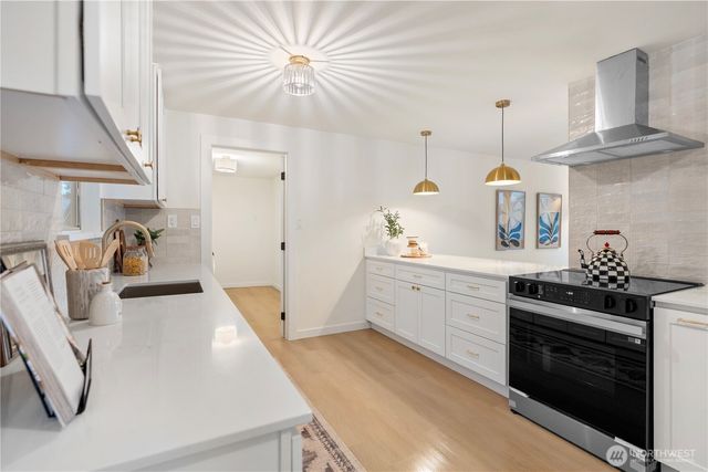 25618 29th Avenue S, Kent, WA 98032