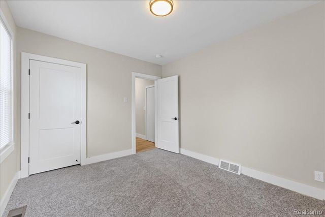 8057 Paige Avenue, Warren, MI 48089