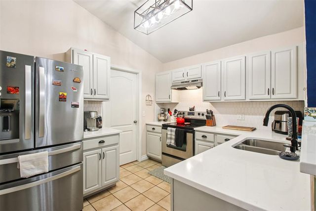 720 Humming Fish Drive, Norman, OK 73069