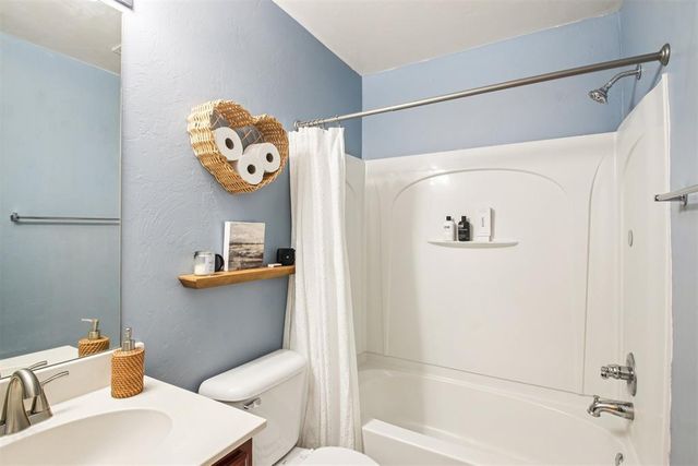 720 Humming Fish Drive, Norman, OK 73069