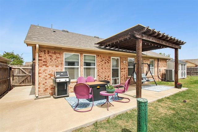 720 Humming Fish Drive, Norman, OK 73069