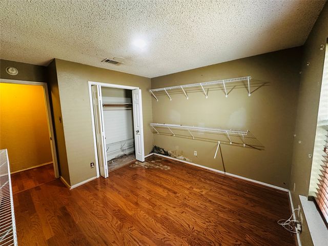 2511 Tanglewood Drive, Grapevine, TX 76051