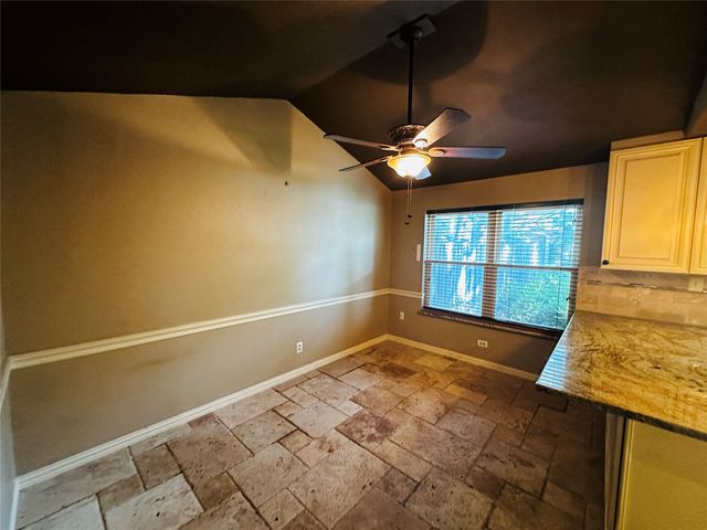 2511 Tanglewood Drive, Grapevine, TX 76051