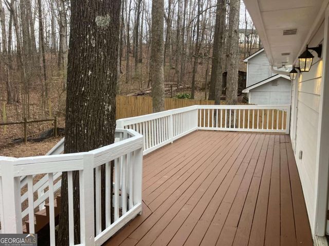 8510 Lynn Drive, Gainesville, GA 30506