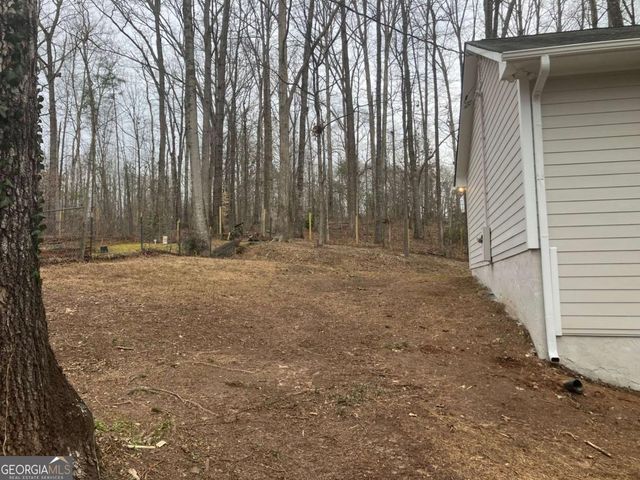 8510 Lynn Drive, Gainesville, GA 30506