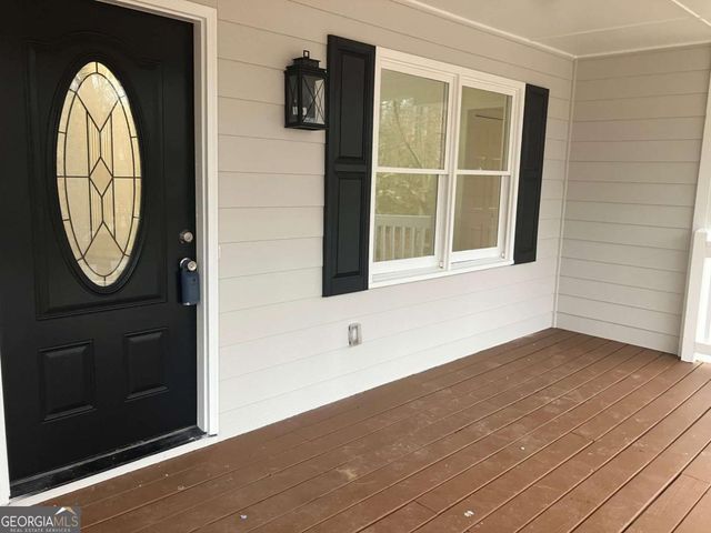 8510 Lynn Drive, Gainesville, GA 30506