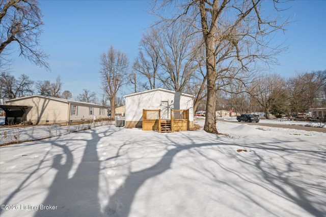 221 Williams St, Jeffersonville, IN 47130