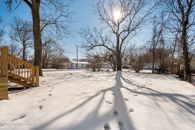 221 Williams St, Jeffersonville, IN 47130