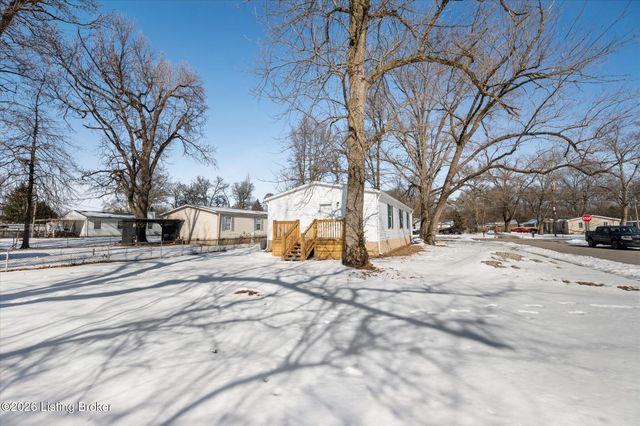 221 Williams St, Jeffersonville, IN 47130