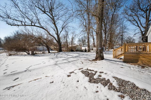 221 Williams St, Jeffersonville, IN 47130