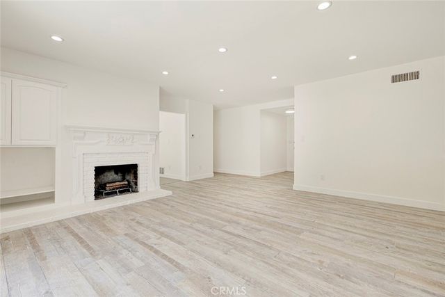 16509 Shamhart, Granada Hills, CA 91344