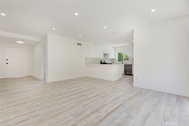 16509 Shamhart, Granada Hills, CA 91344