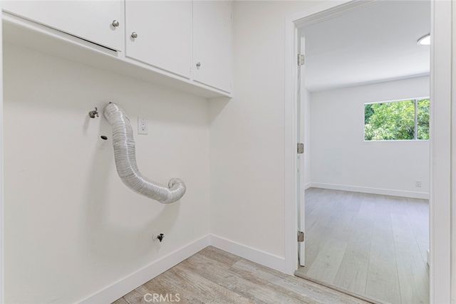 16509 Shamhart, Granada Hills, CA 91344