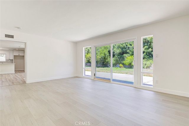 16509 Shamhart, Granada Hills, CA 91344
