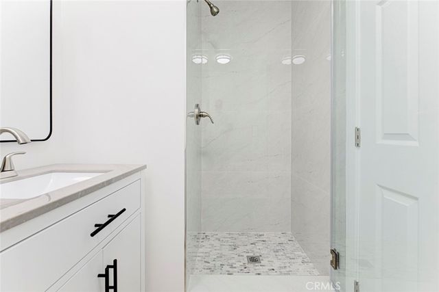 16509 Shamhart, Granada Hills, CA 91344