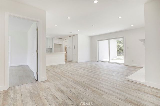 16509 Shamhart, Granada Hills, CA 91344