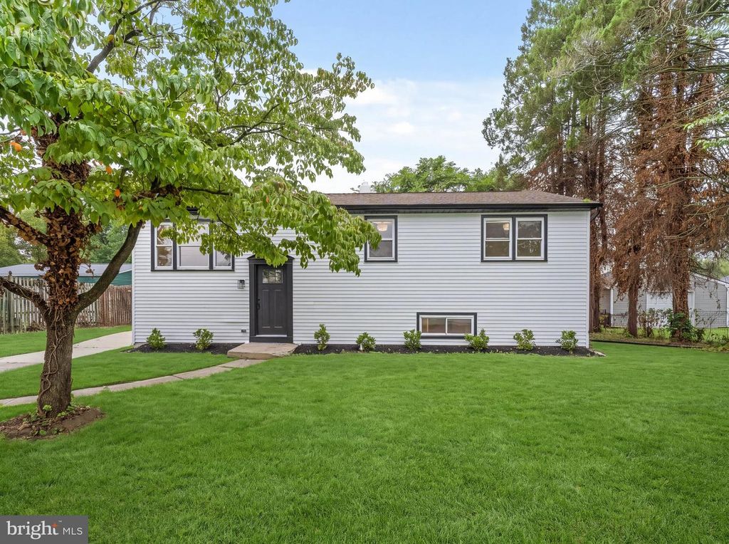 1937 BELLEVUE AVE, WOODBURY, NJ 08096 — exterior