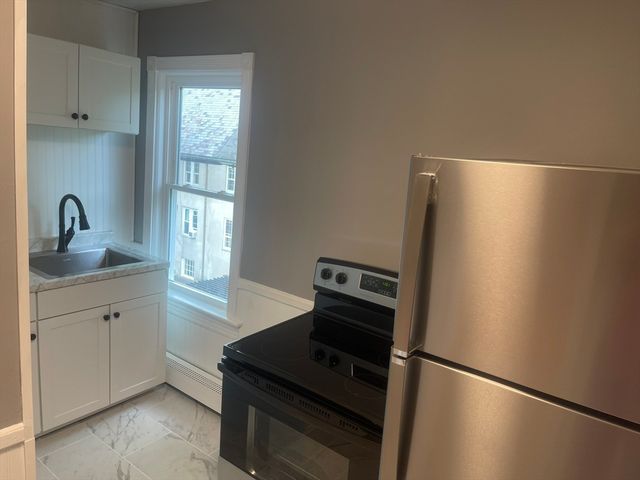 13 Broad St 3, North Attleboro, MA 02760