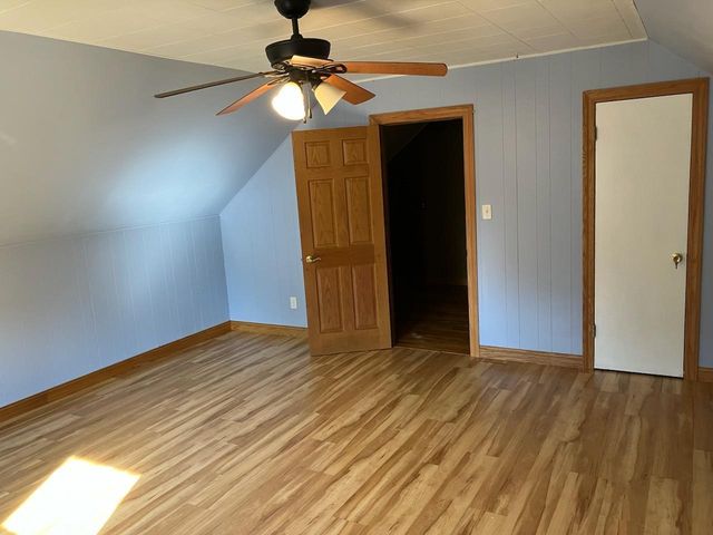 910 W 19th Street, Sterling, IL 60181