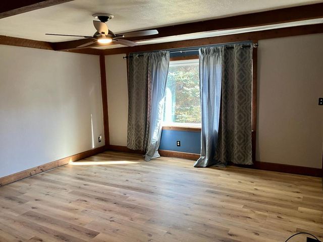 910 W 19th Street, Sterling, IL 60181