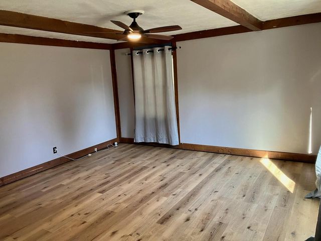 910 W 19th Street, Sterling, IL 60181