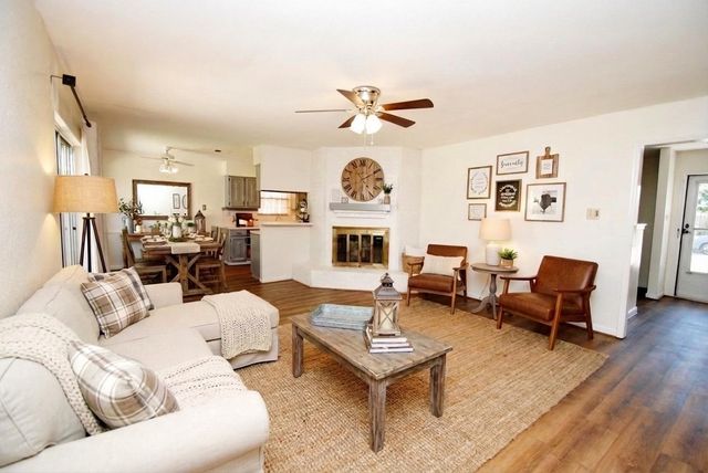 1906 Quail Grove Lane, Missouri City, TX 77459