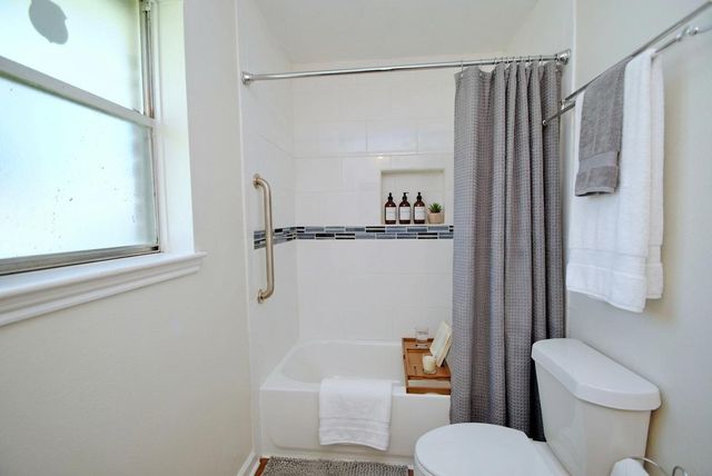 1906 Quail Grove Lane, Missouri City, TX 77459