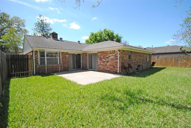 1906 Quail Grove Lane, Missouri City, TX 77459
