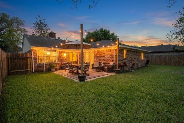 1906 Quail Grove Lane, Missouri City, TX 77459