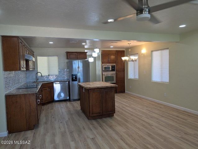 2734 E 18th Street, Tucson, AZ 85716