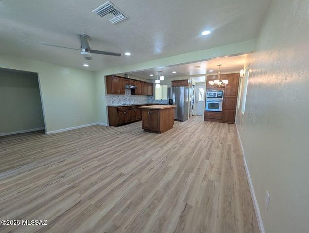 2734 E 18th Street, Tucson, AZ 85716